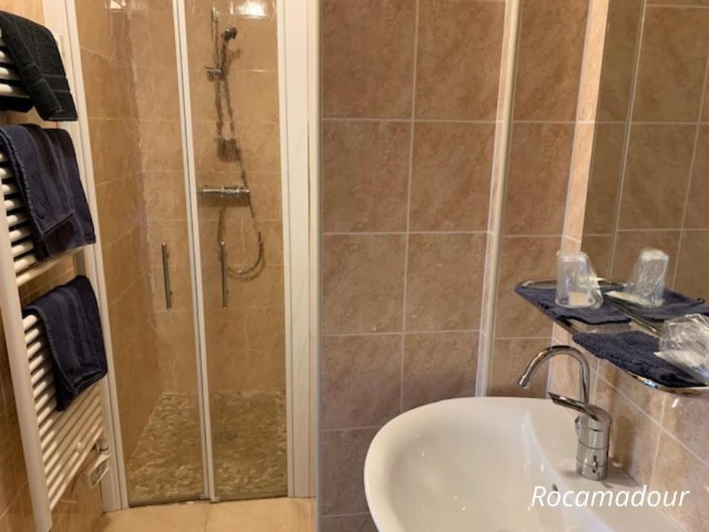 A L'Etape De La Ferme Bed & Breakfast Noailles  Exterior photo